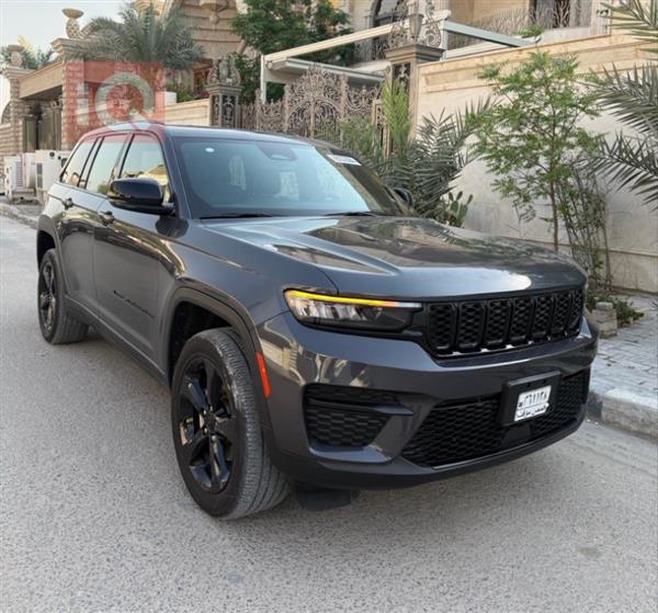 Jeep Grand Cherokee 2023 for sale in Iraq - Abu Al-Khaseeb